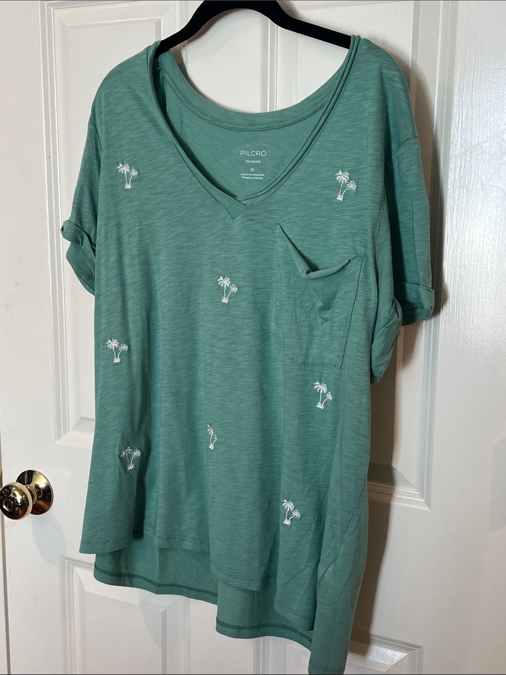 Anthropologie Quinn Drapey v neck tee palms